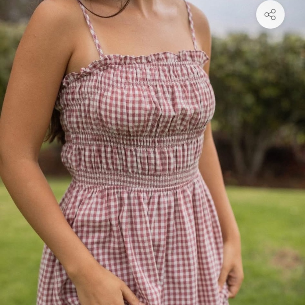 DISO - Neuflora Everly Dress in Cranberry